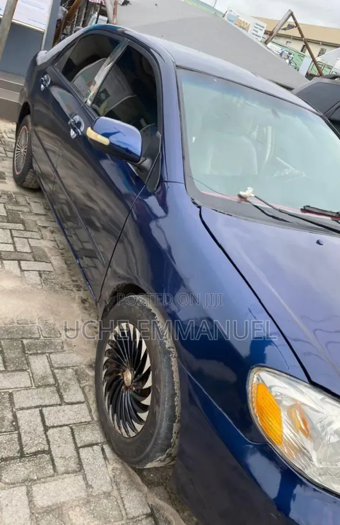 Toyota Corolla 2004 Blue