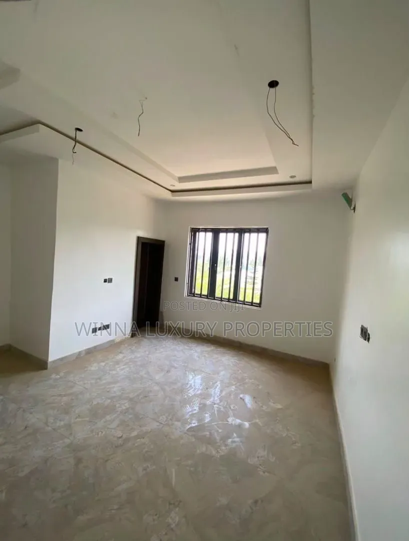 5bdrm Townhouse / Terrace in Asokoro Main for rent
