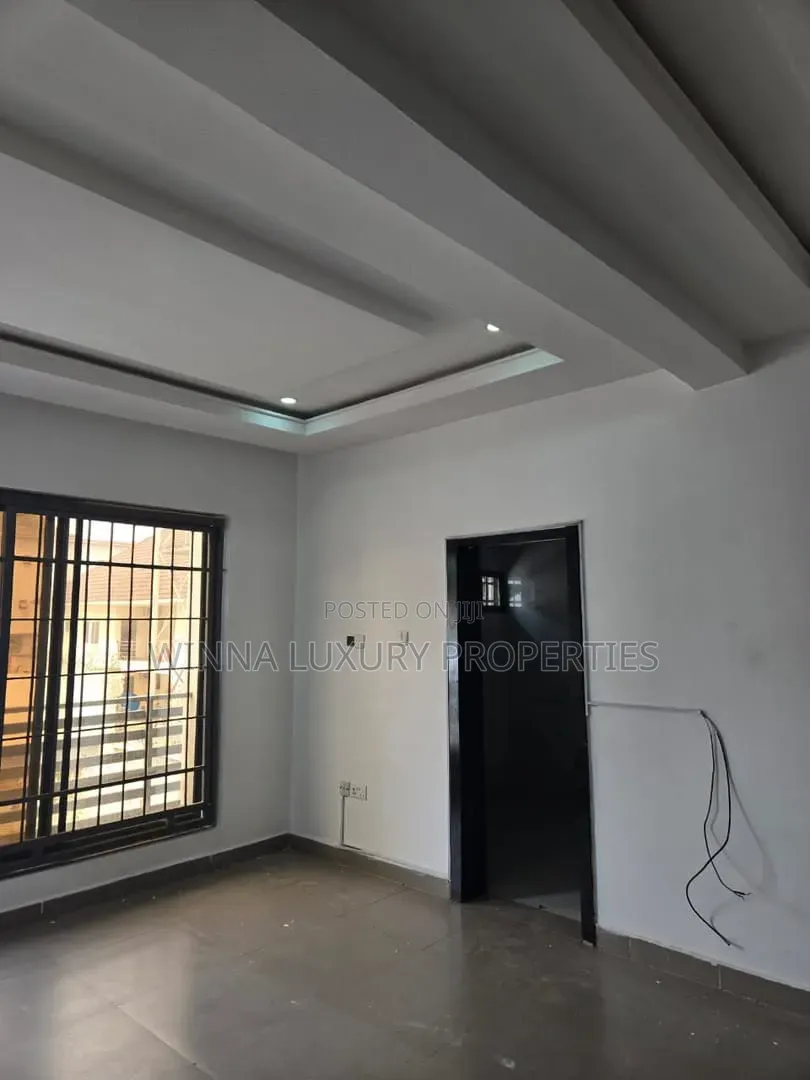 4bdrm Townhouse / Terrace in Guzape for rent