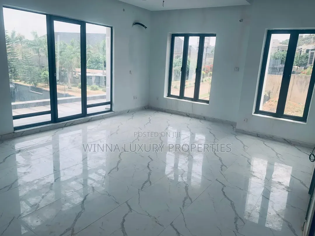 5bdrm Duplex in Katampe Wxtension for rent