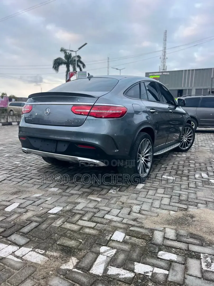 Mercedes-Benz GLE-Class AMG GLE 43 4MATIC 2017 Gray