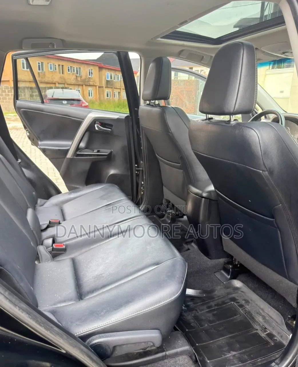 Toyota RAV4 Limited AWD (2.5L 4cyl 6A) 2016 Black