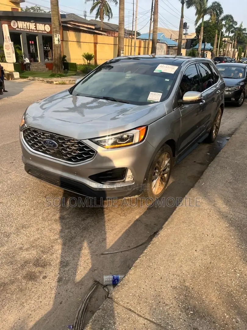 Ford Edge 2021 Pearl