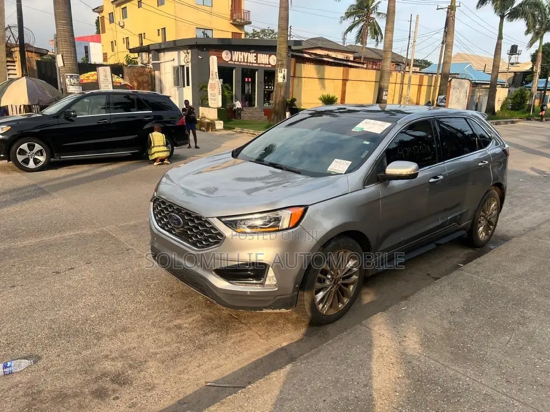 Ford Edge 2021 Pearl