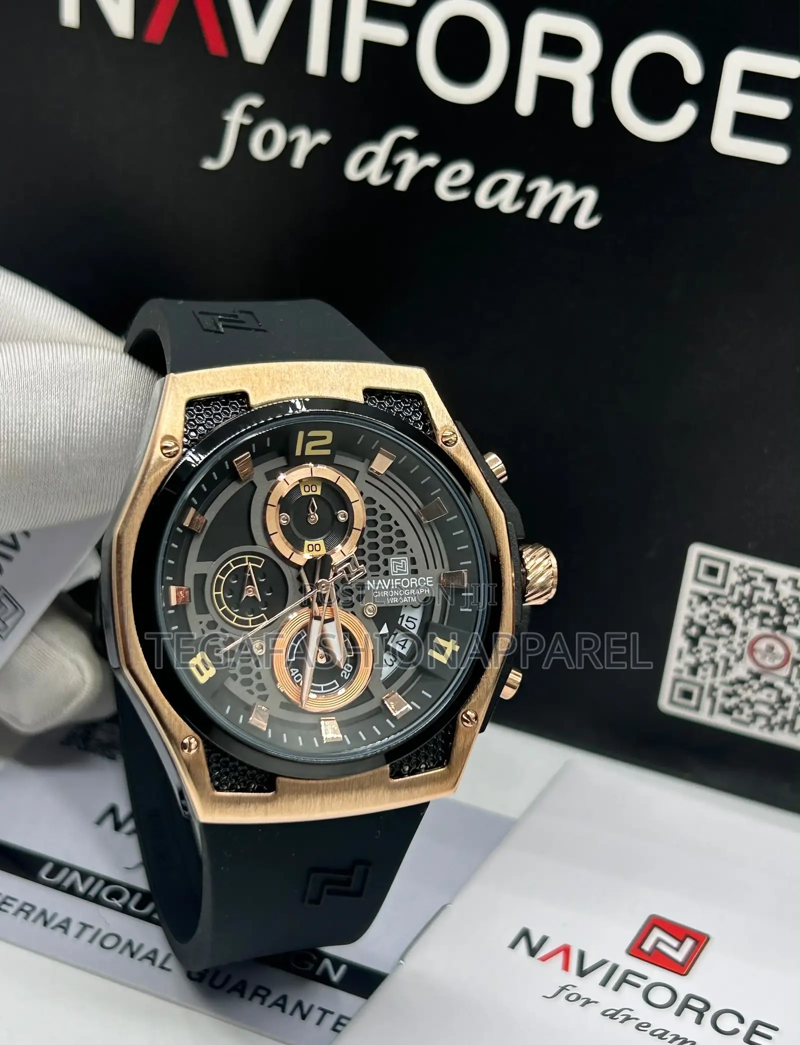 Naviforce Chronographic Rubber Watch
