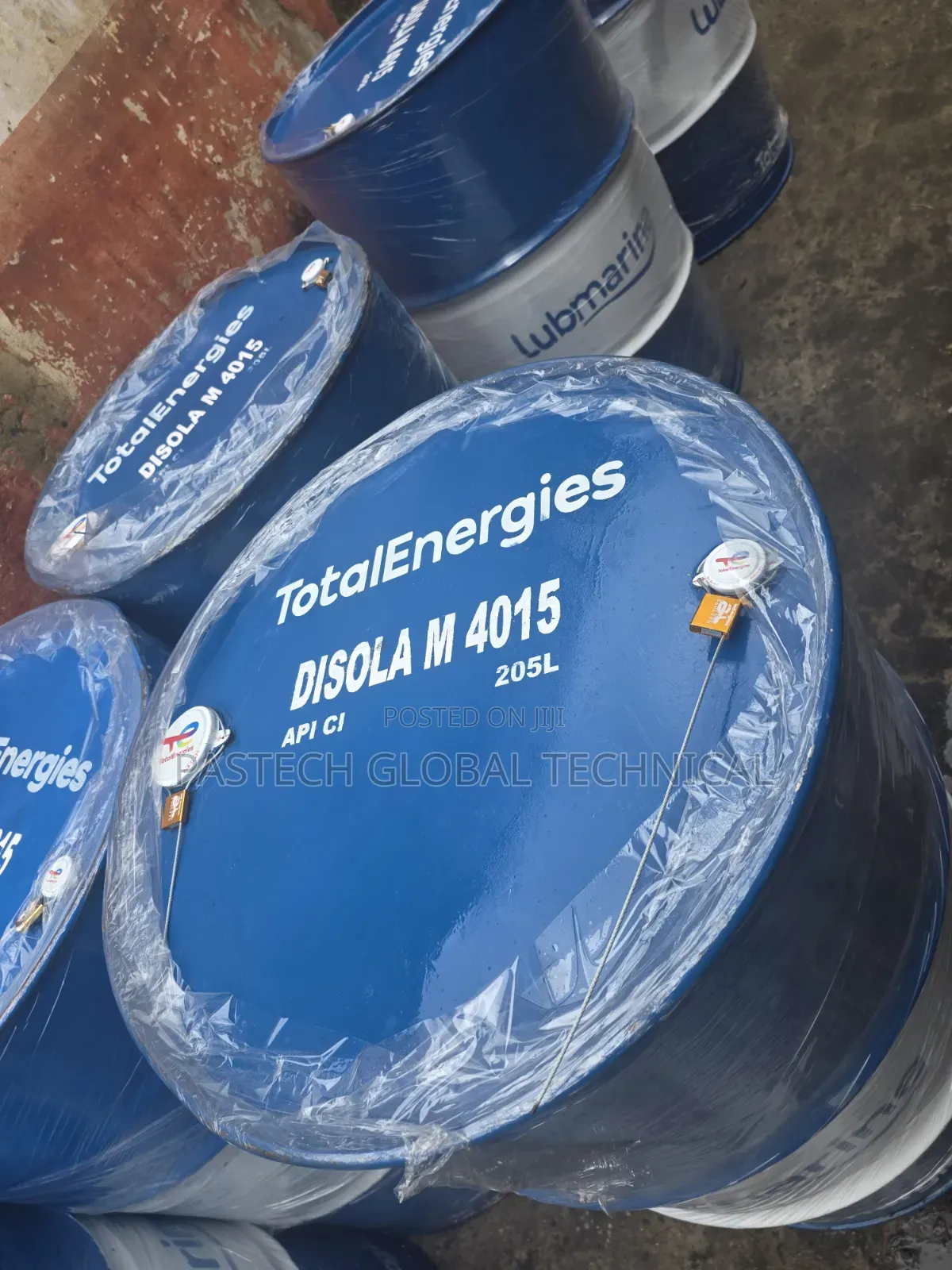 4-Stroke Trunk Piston Engine Oil || TotalEnergies Disola M 4015 205L