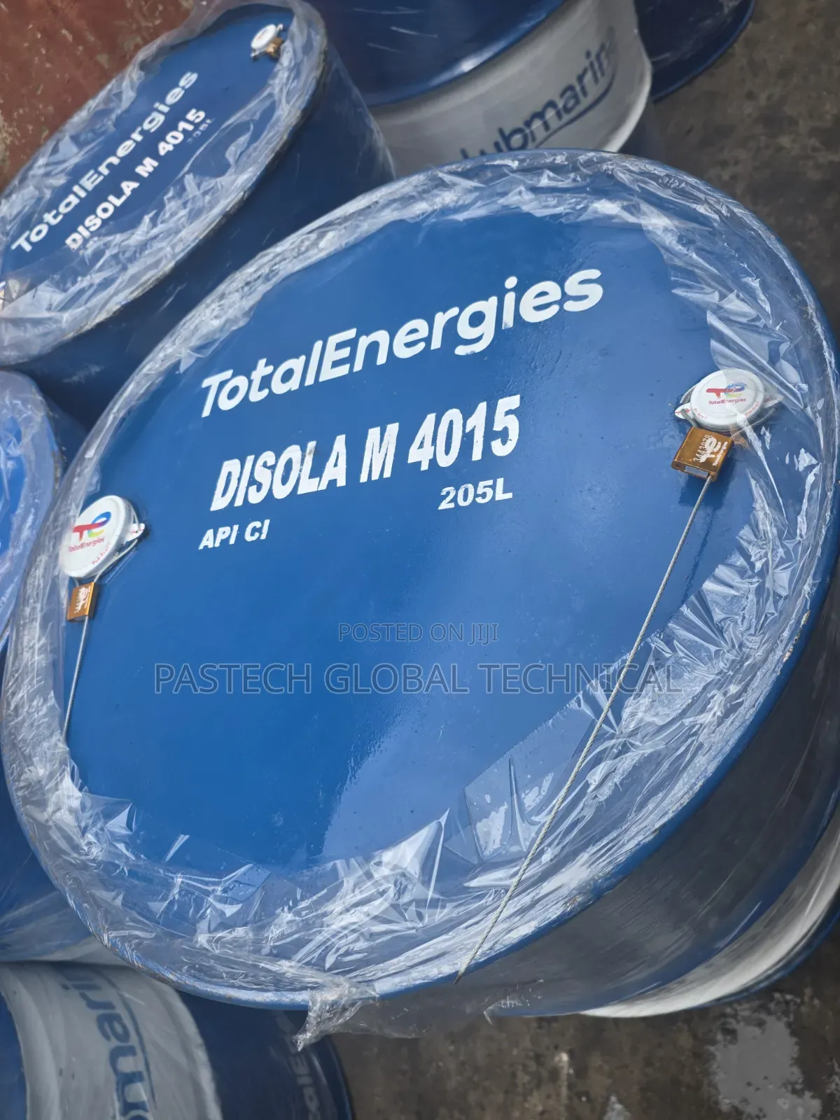 4-Stroke Trunk Piston Engine Oil || TotalEnergies Disola M 4015 205L