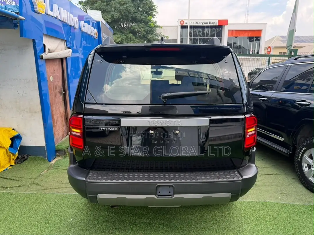 New Toyota Land Cruiser Prado 2025 Black