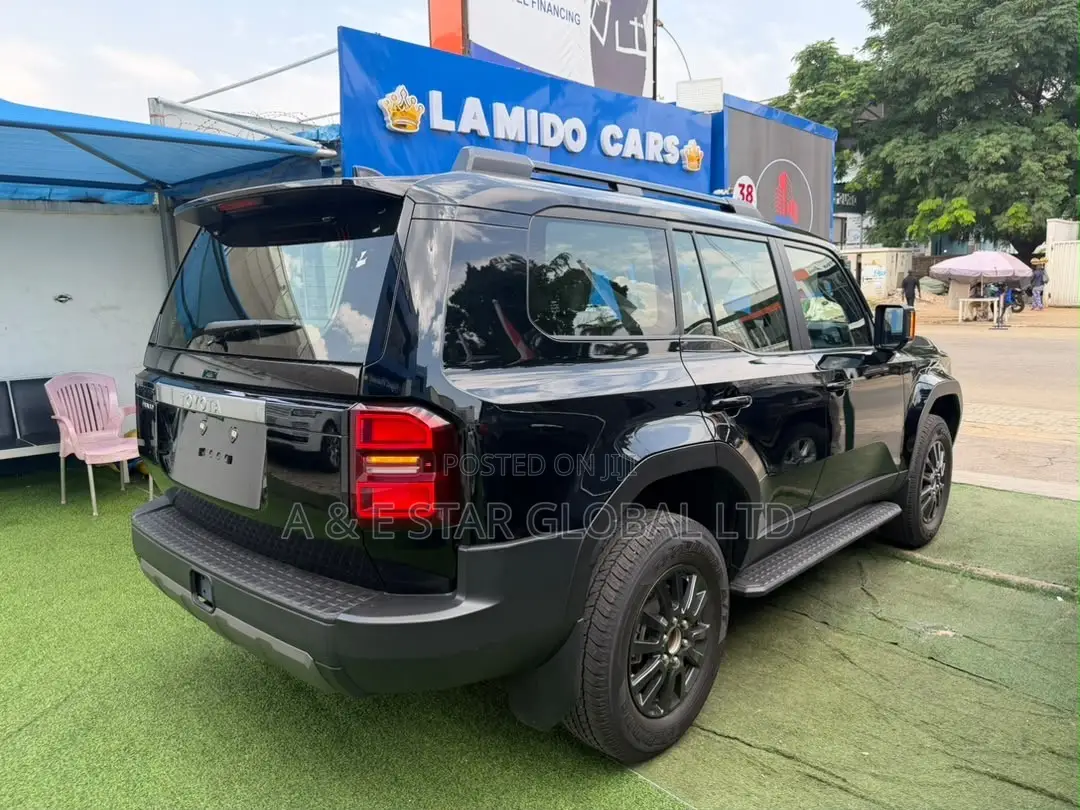 New Toyota Land Cruiser Prado 2025 Black