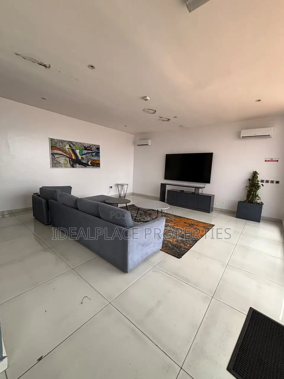 Furnished 2bdrm Apartment in Lekki Phase 1 for rent