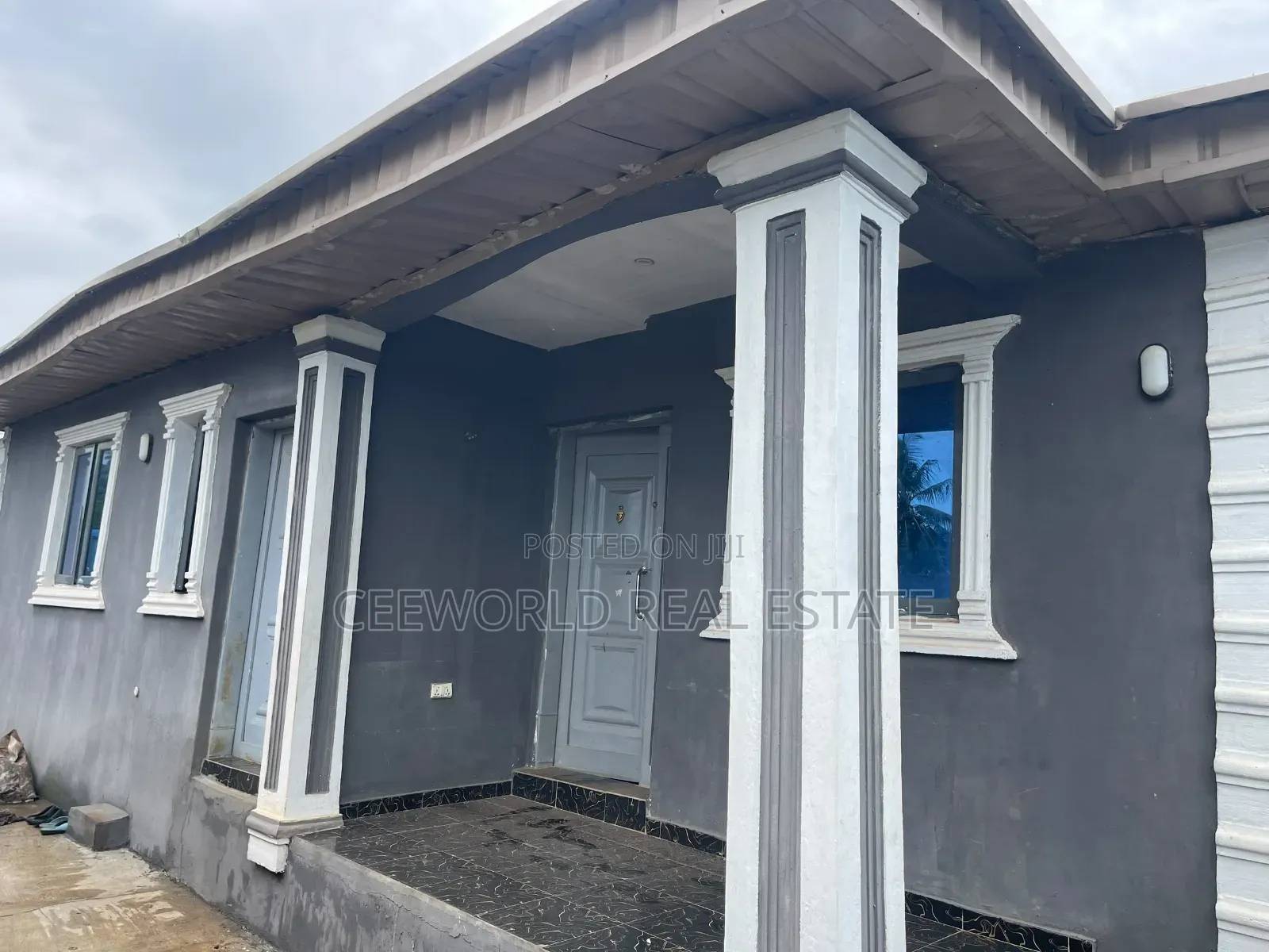 3bdrm Bungalow in D16 Isokun Estate, Ojoo for sale