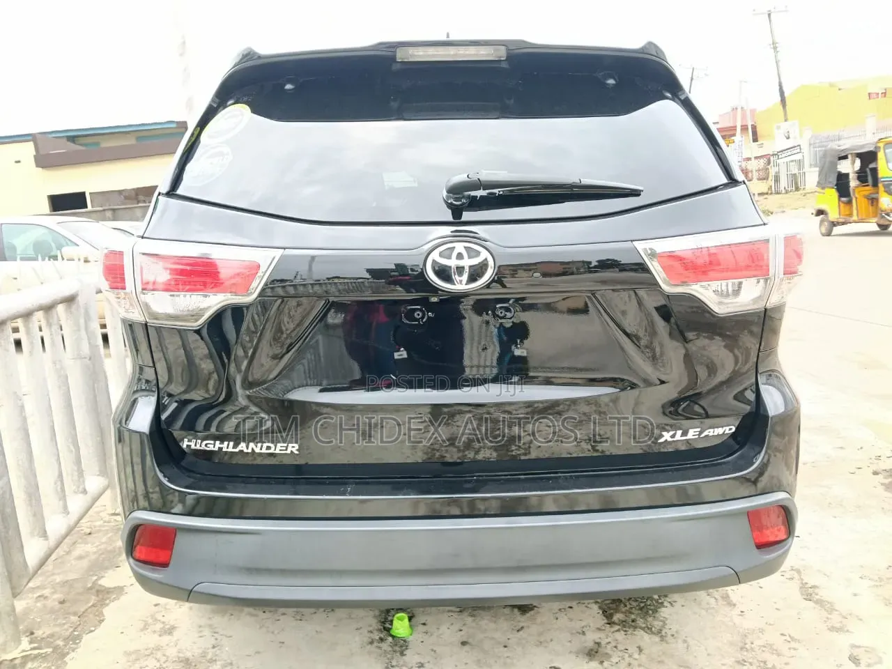 Toyota Highlander XLE V6 4x4 (3.5L 6cyl 6A) 2016 Black