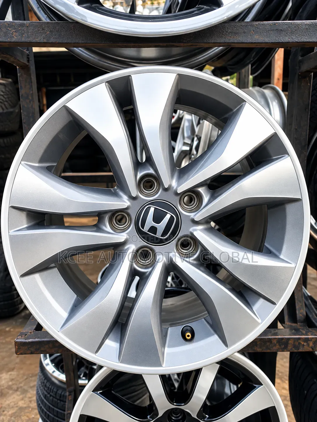 Honda Civic 16 Inches Rim