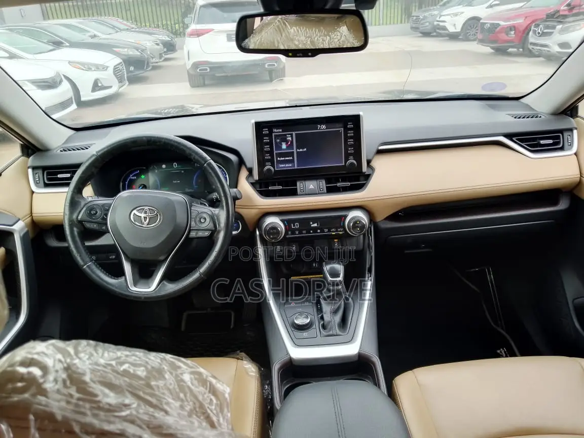 Toyota RAV4 2019 Blue