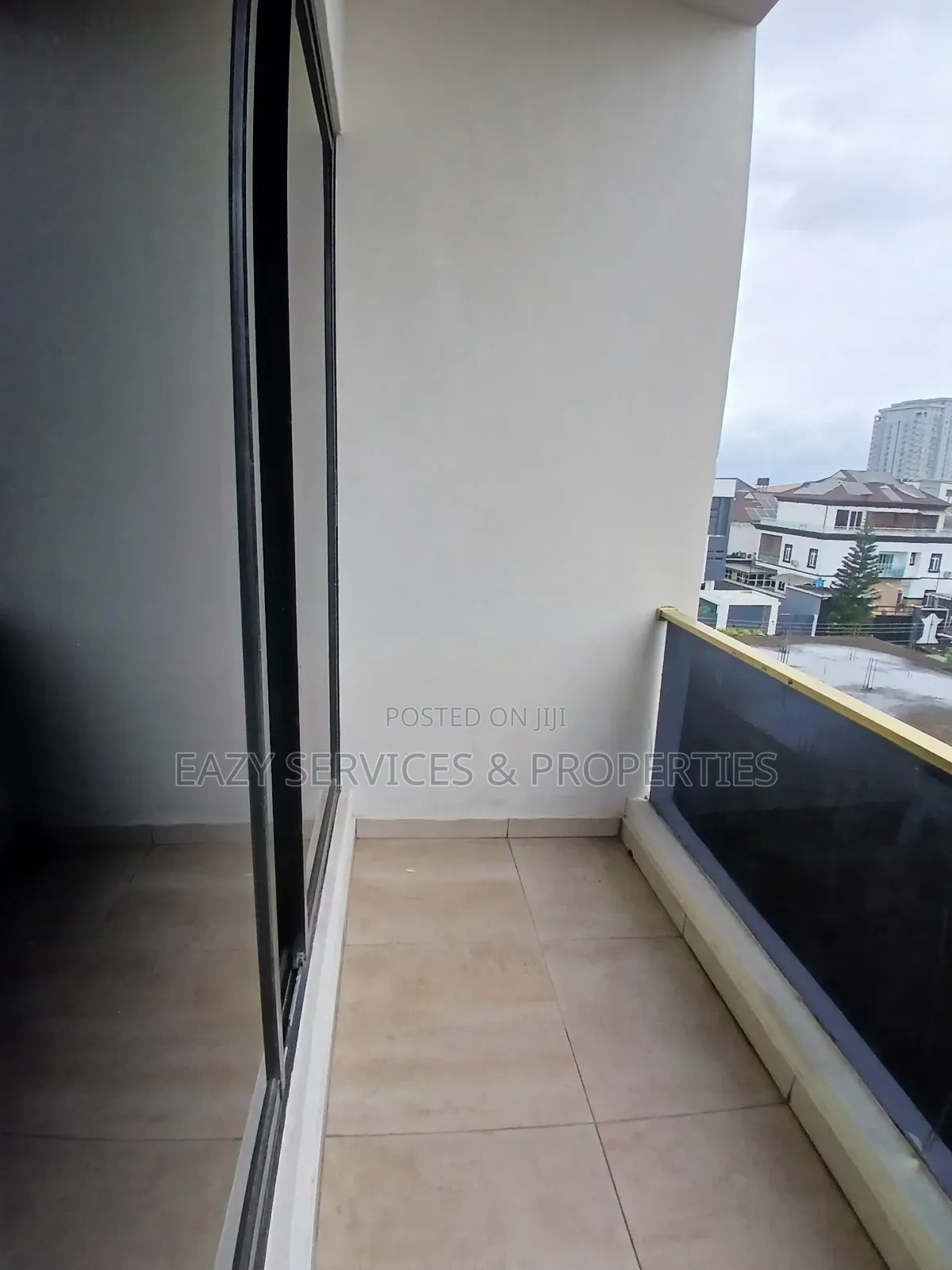 Furnished 2bdrm Block of Flats in U3 Estate, Lekki Phase 1 for rent