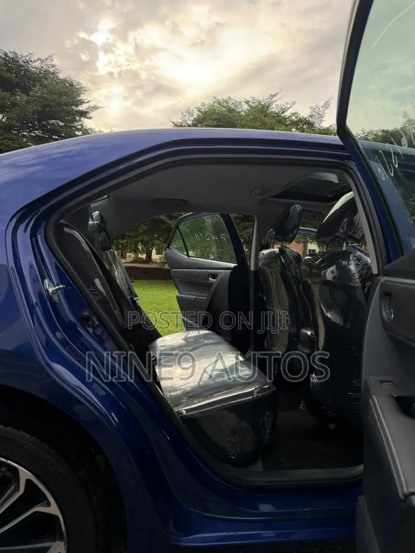 Toyota Corolla S Plus 4dr Sedan (1.8L 4cyl 6M) 2014 Blue