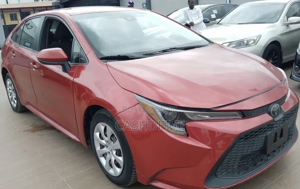 Toyota Corolla LE 2020 Red