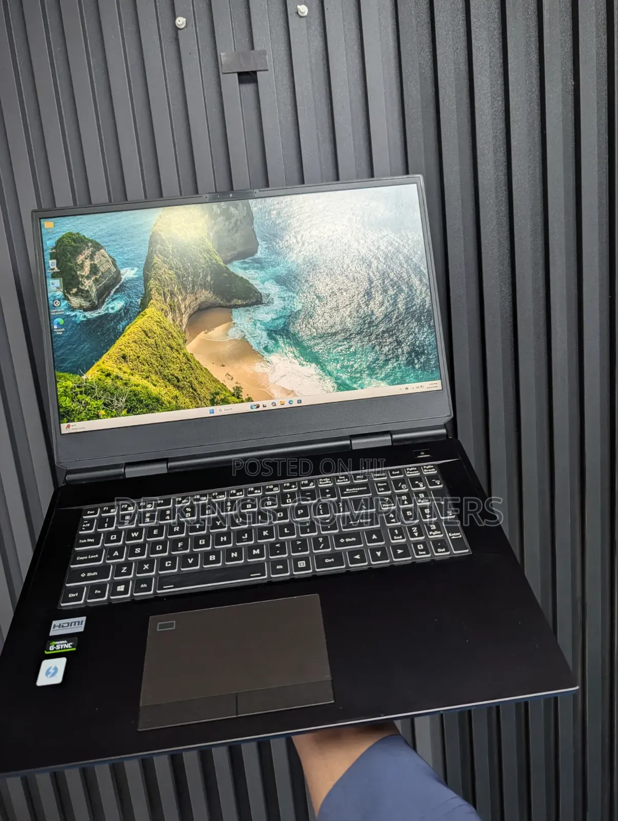 Laptop Sager NP9877 32GB Intel Core i7 SSD 512GB