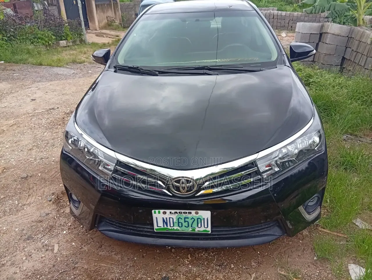 Toyota Corolla LE Eco 4dr Sedan (1.8L 4cyl CVT) 2015 Black