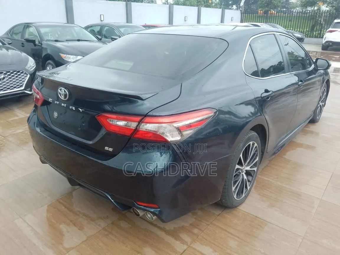 Toyota Camry 2018 Purple