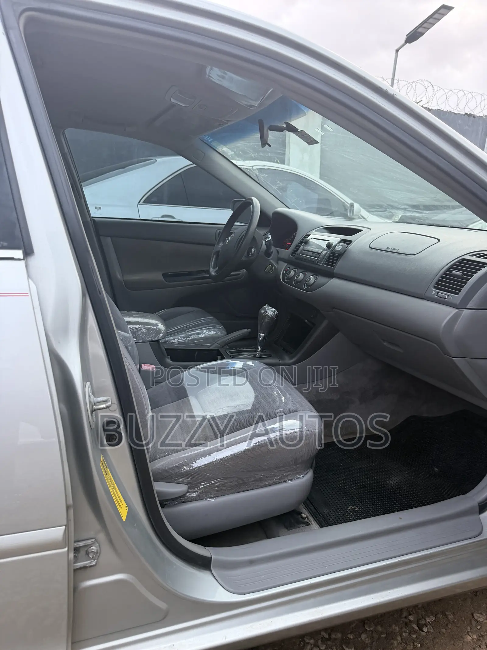 Toyota Camry LE 4dr Sedan (2.4L 4cyl 5A) 2006 Silver