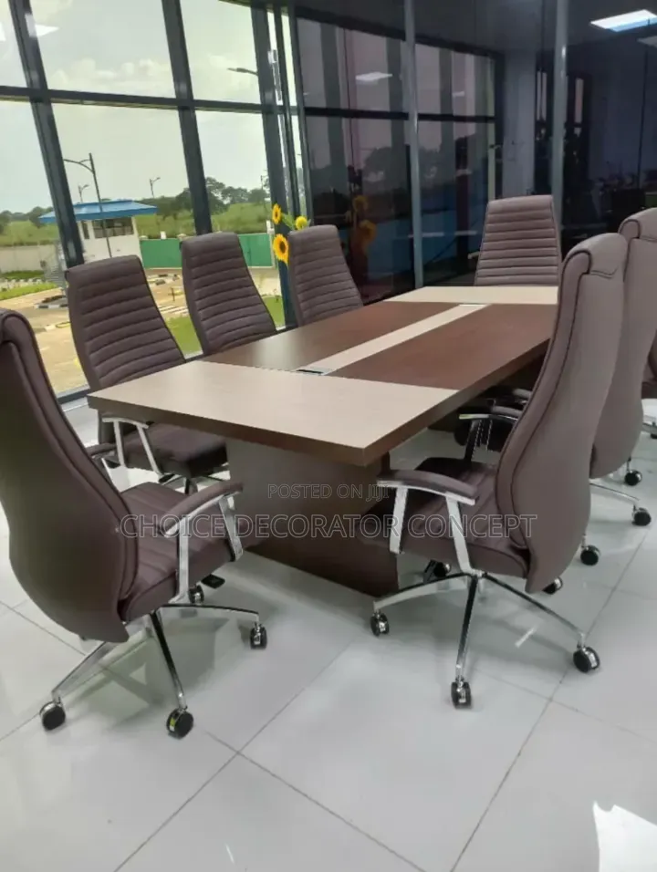 Modern Executive Conference Table With Premium Leather Chairs