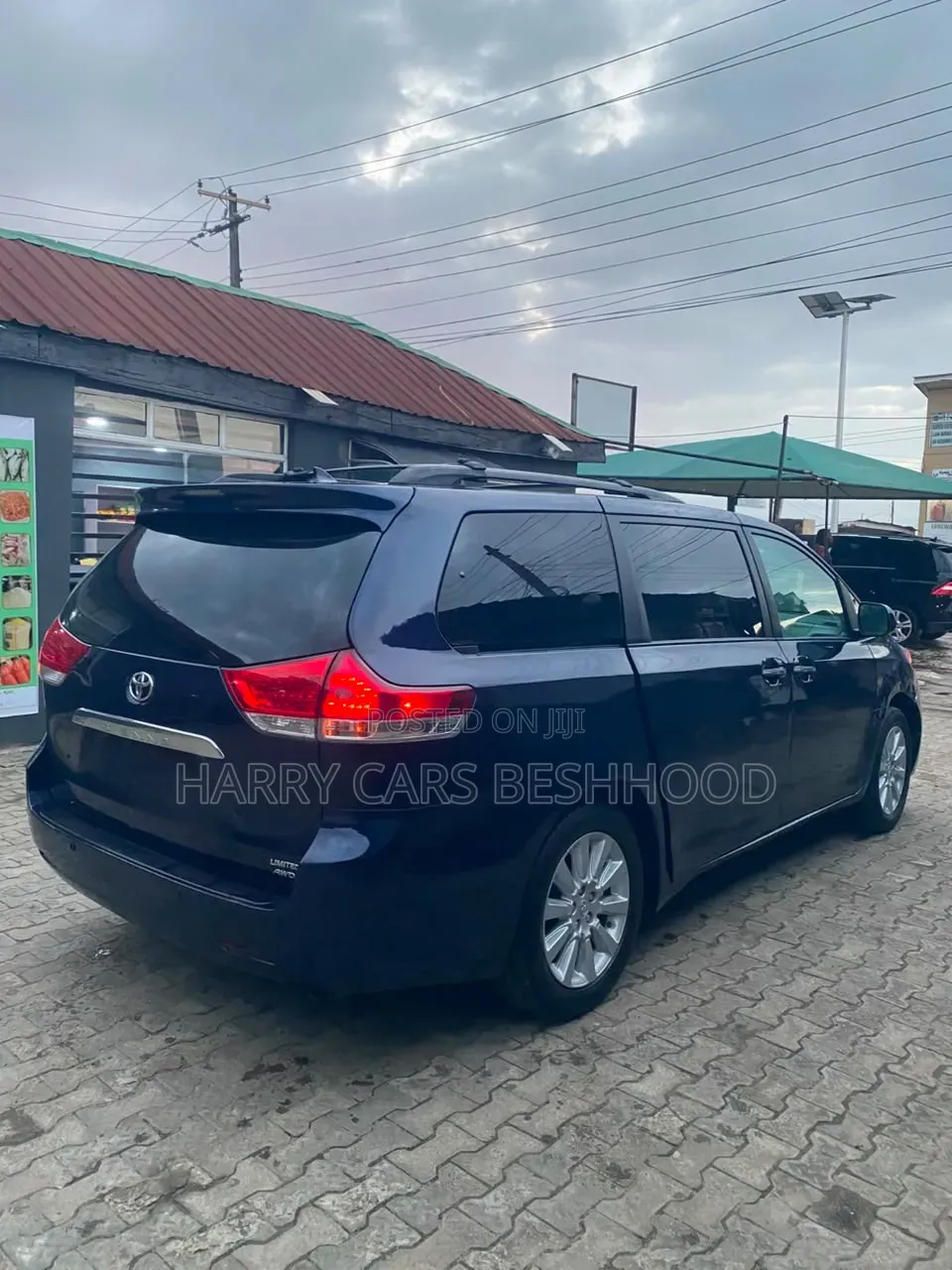 Toyota Sienna Limited AWD 7-Passenger 2013 Blue