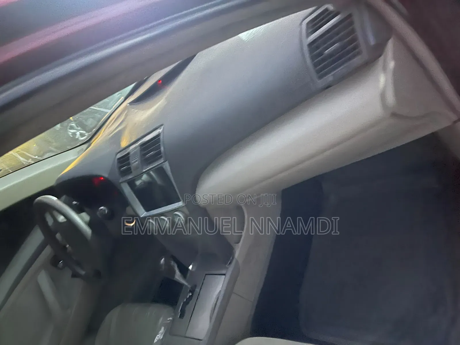 Toyota Camry LE 4dr Sedan (2.4L 4cyl 5A) 2009