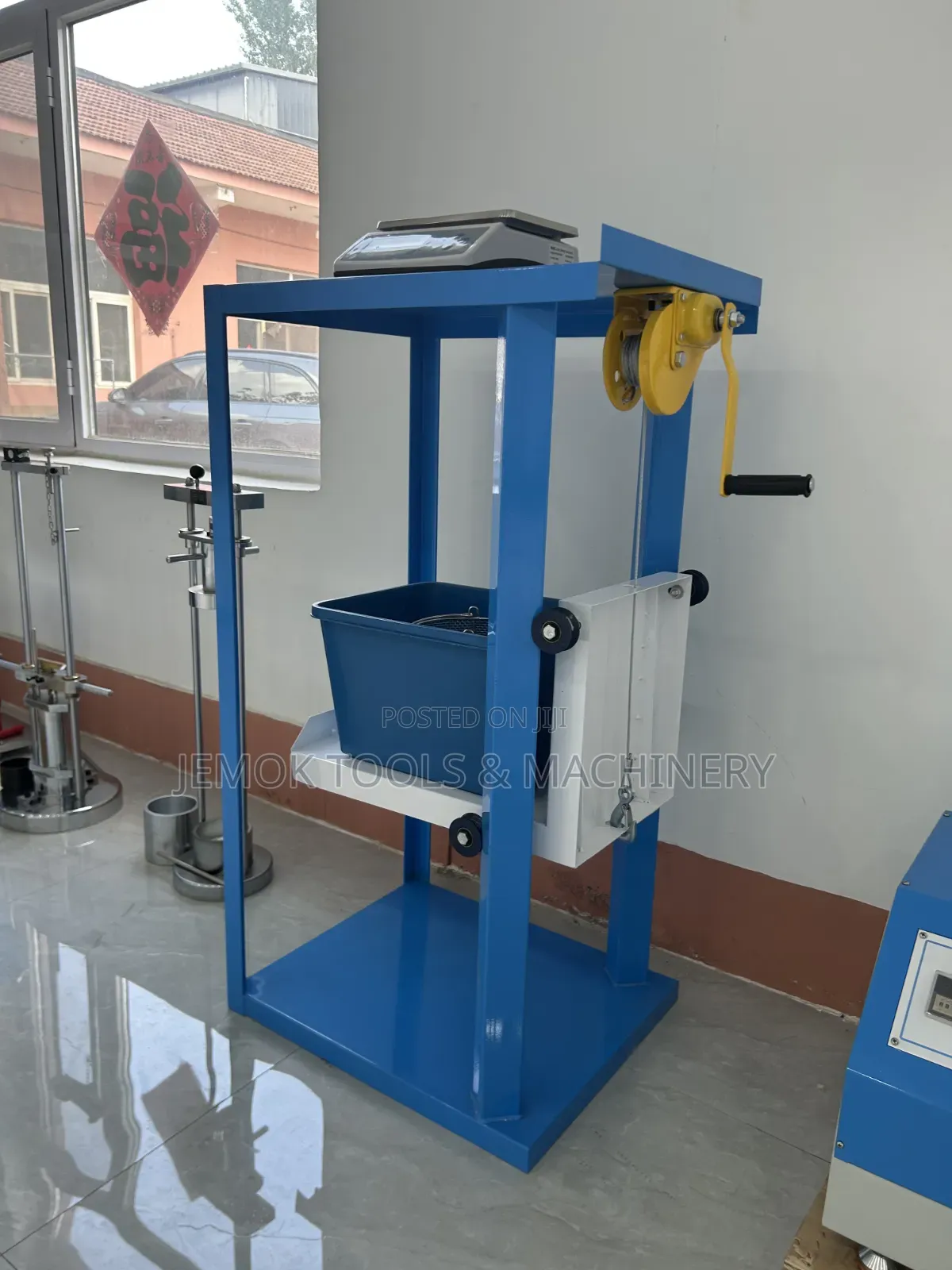 Specific Gravity Frame for Buoyancy Balance