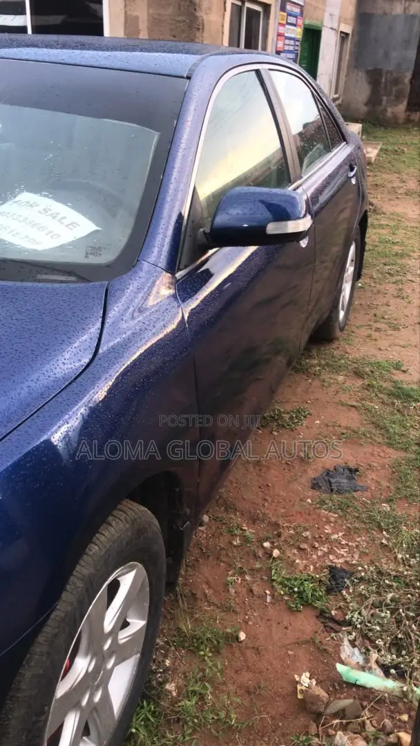 Toyota Camry LE 4dr Sedan (2.4L 4cyl 5A) 2008 Blue