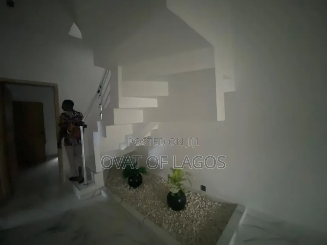4bdrm Duplex in Orchid, Lekki Expressway for rent