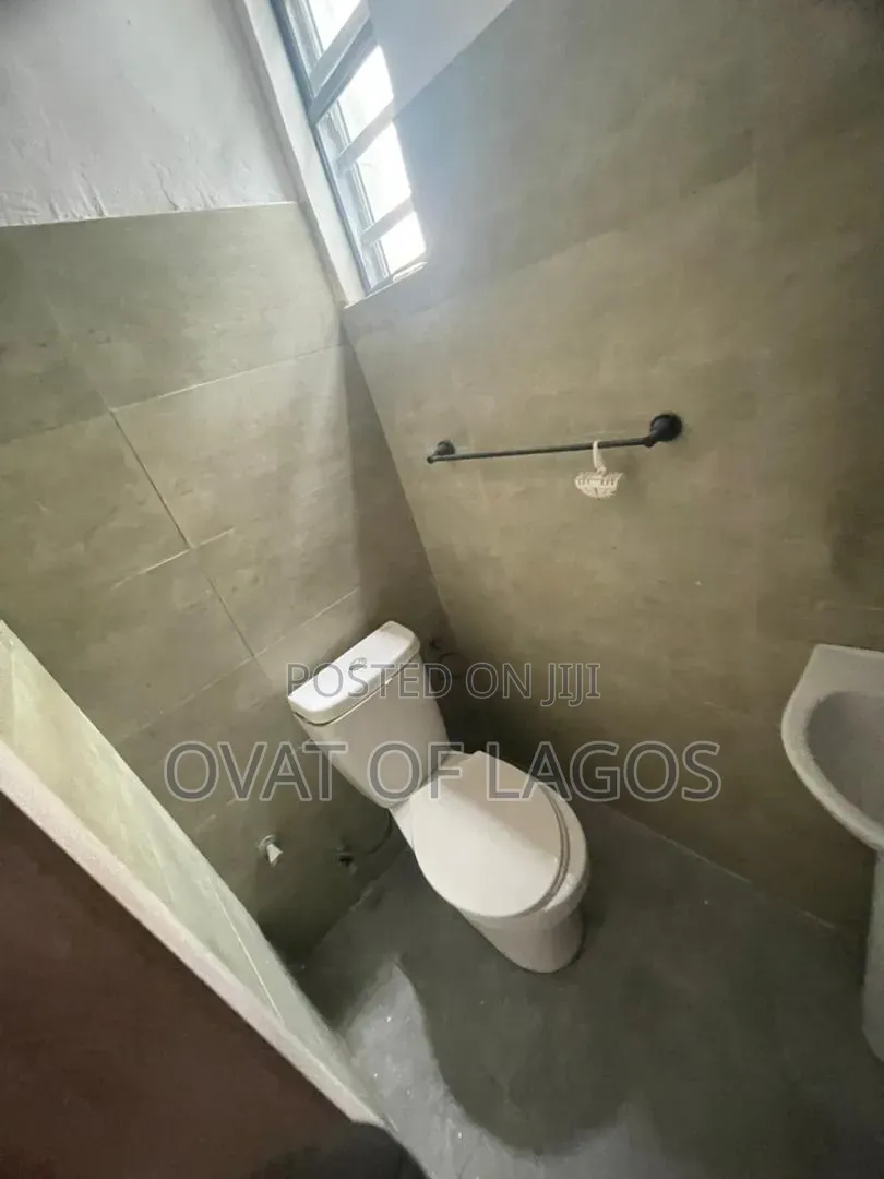4bdrm Duplex in Orchid Road, Lekki Expressway for rent