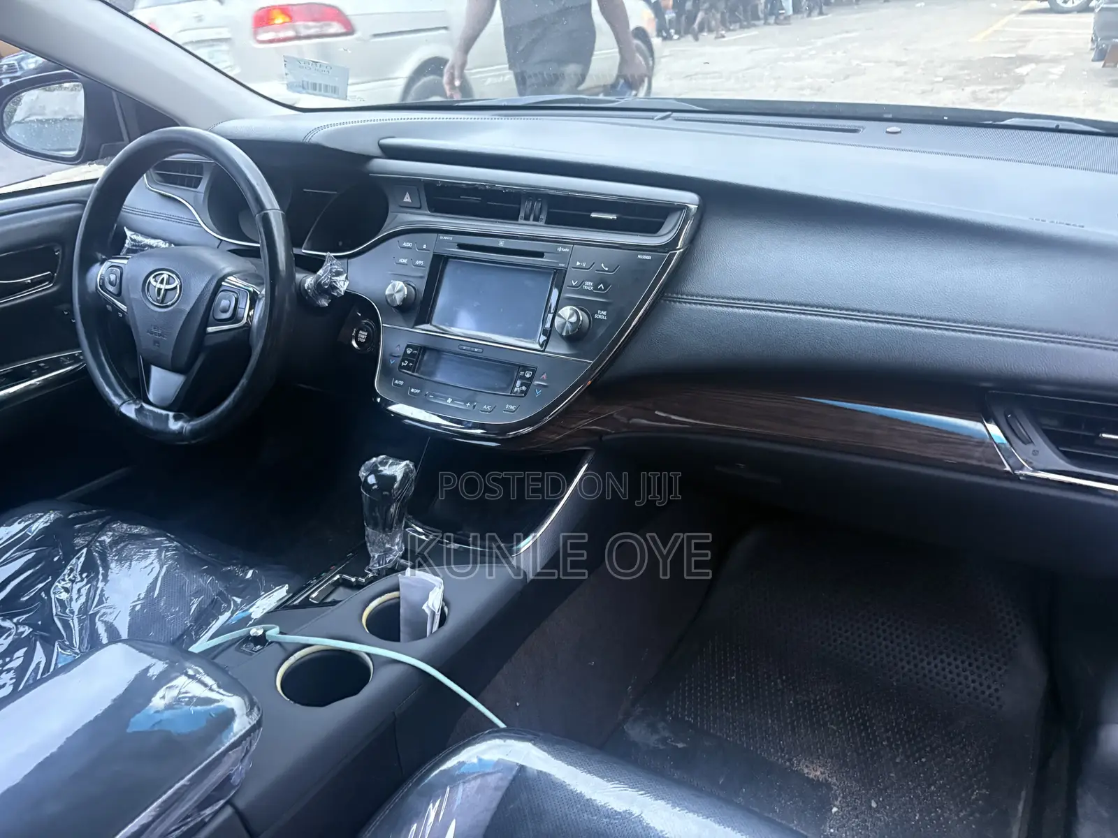 Toyota Avalon Limited 4dr Sedan (3.5L 6cyl 6A) 2015 Black