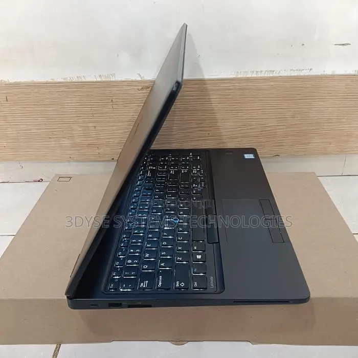 Laptop Dell Latitude 5580 8GB Intel Core i7 SSD 256GB