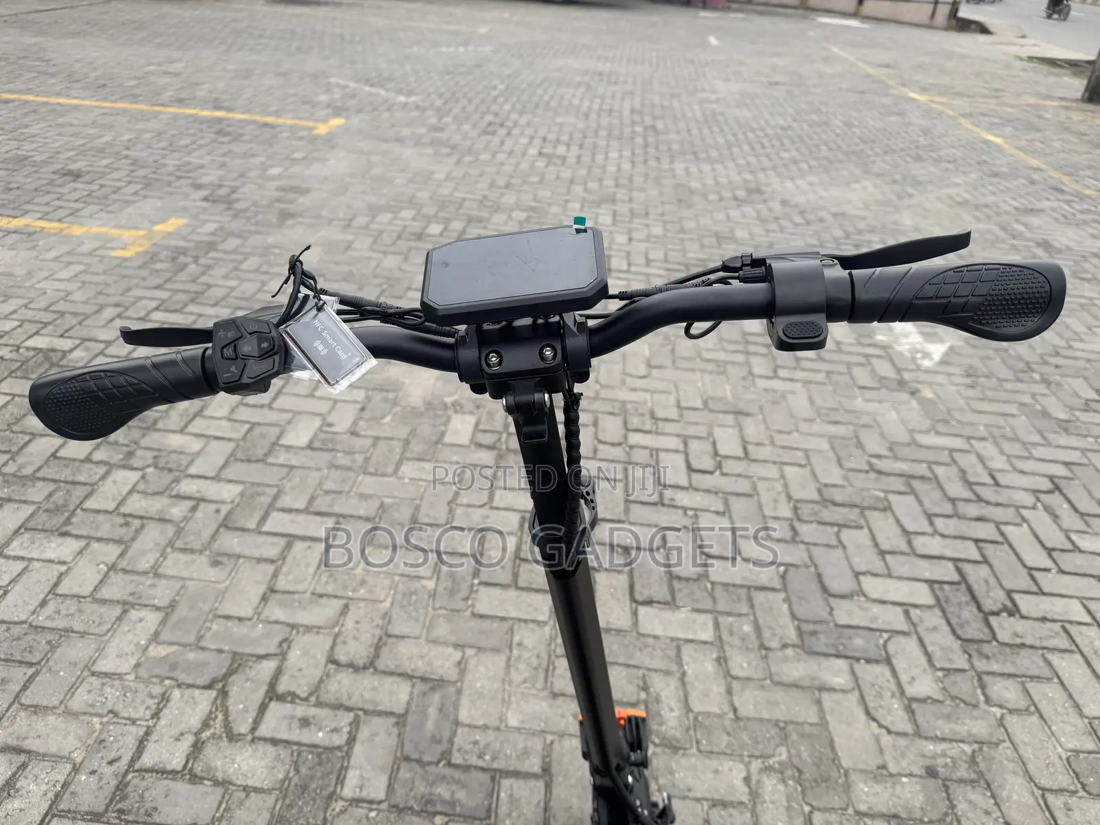 Brand New Smart Electric Scooter 48v/15ah Lithuim(smart Card Lock)