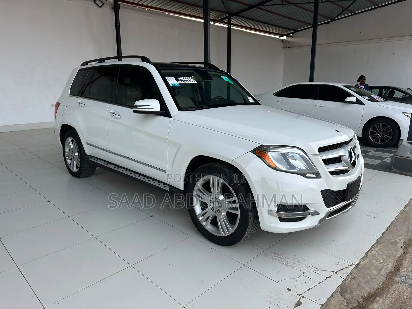 Mercedes-Benz GLK-Class Base GLK 350 4dr AWD 4MATIC (3.5L 6cyl 7A) 2015