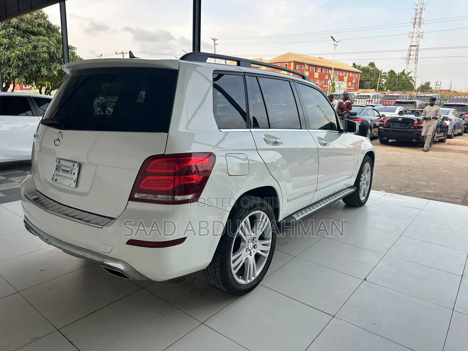 Mercedes-Benz GLK-Class Base GLK 350 4dr AWD 4MATIC (3.5L 6cyl 7A) 2015