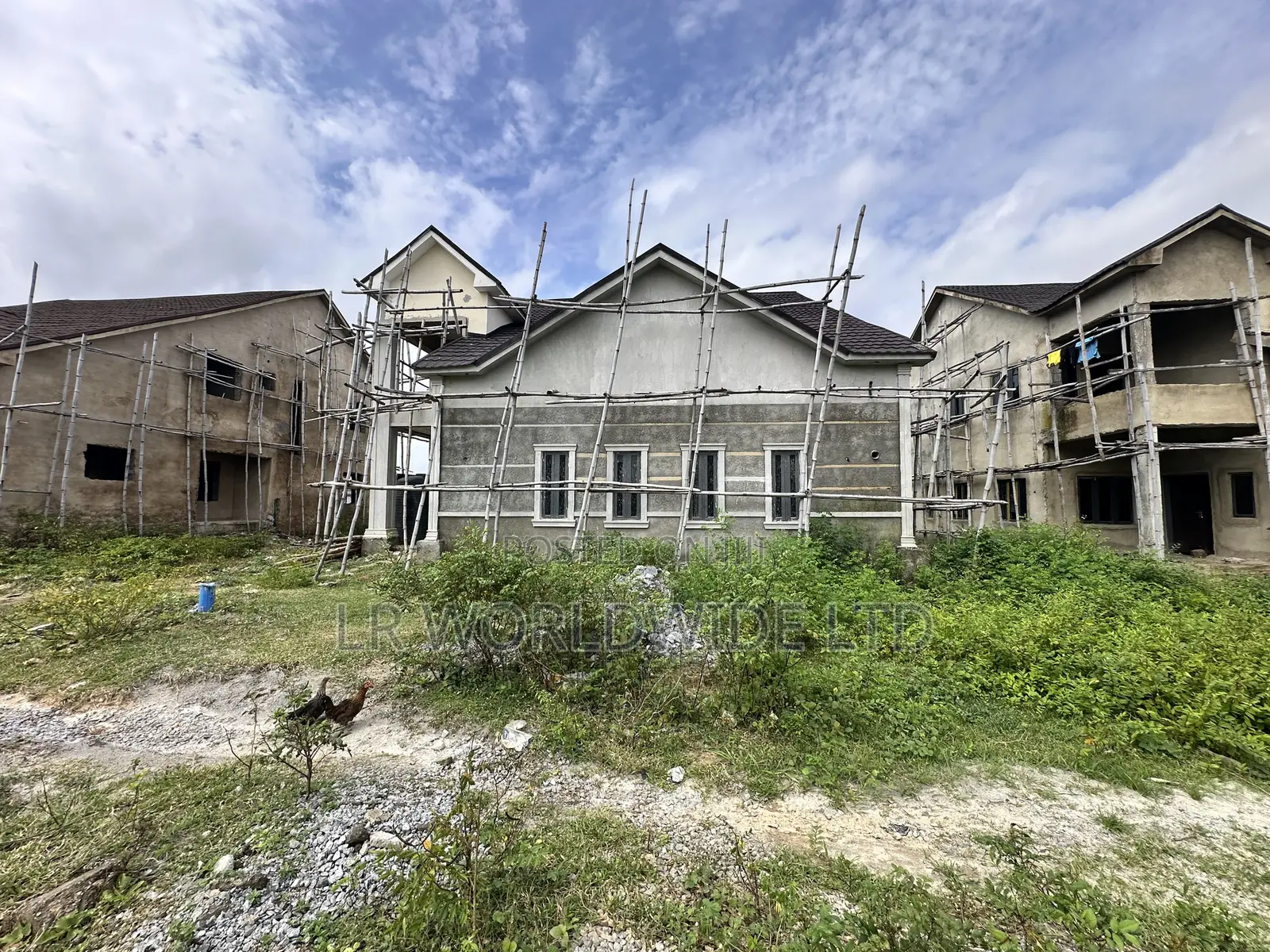 4bdrm Duplex in Lugbe District for sale