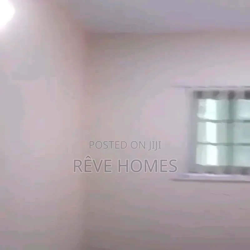 5bdrm Duplex in Atunrase Medina for rent
