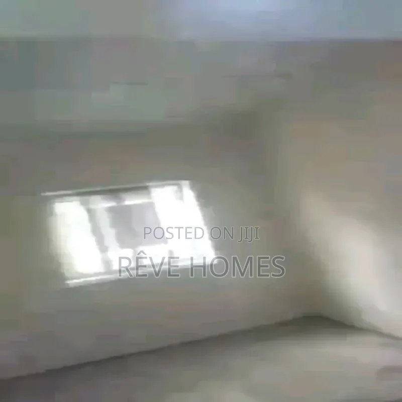 5bdrm Duplex in Atunrase Medina for rent
