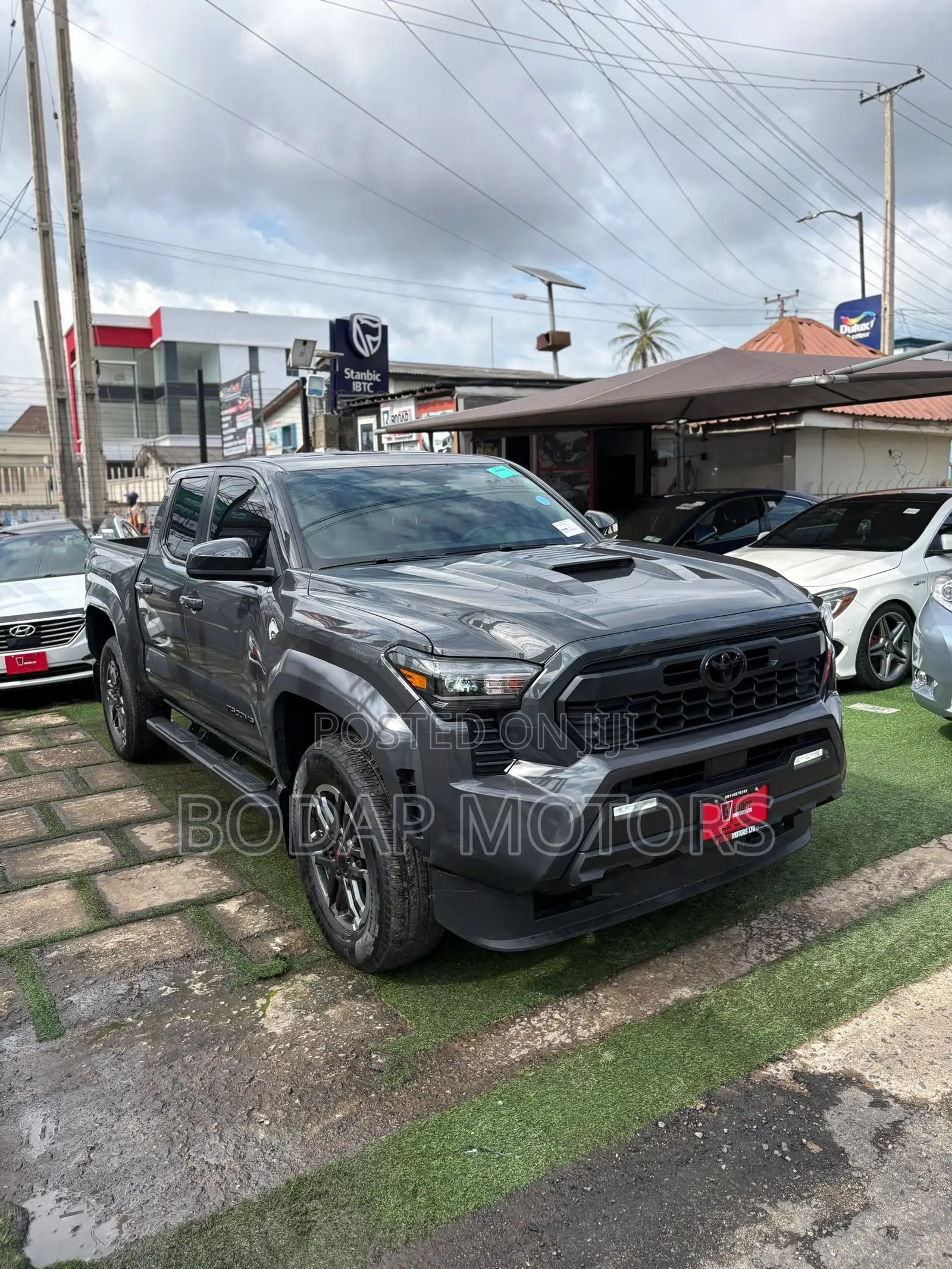Toyota Tacoma 2026 Gray