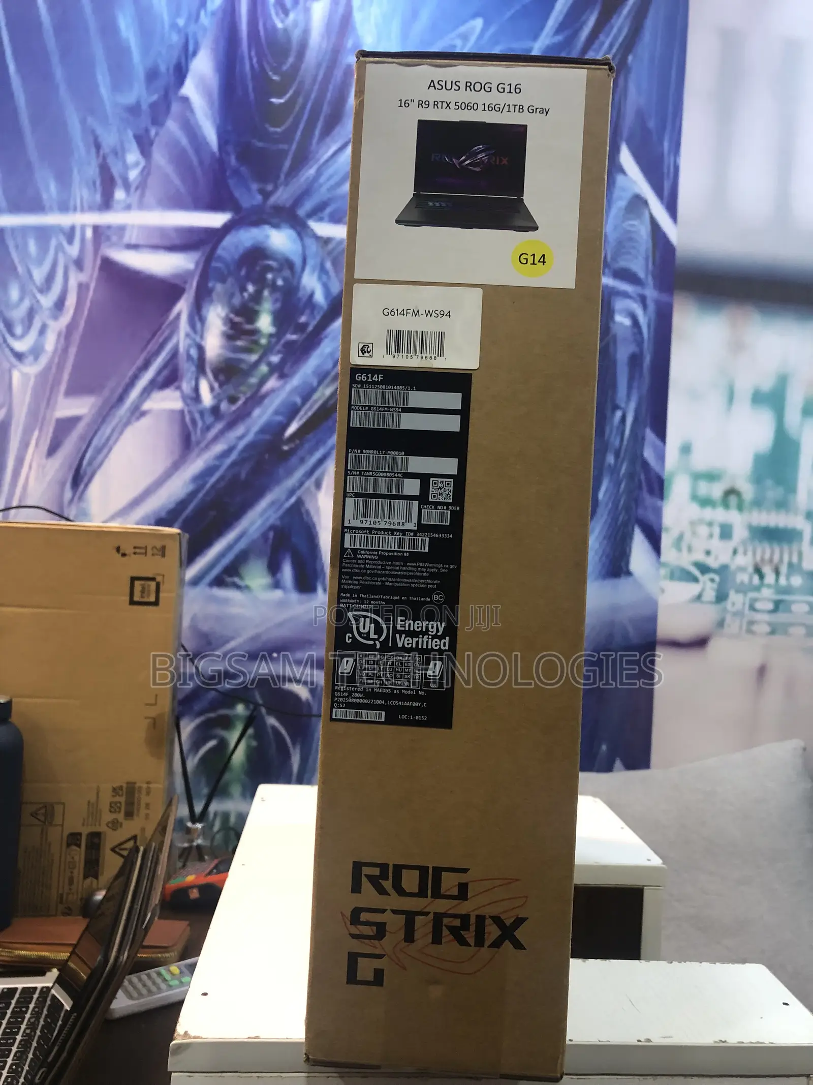 New Laptop Asus ROG Zephyrus G16 32GB Intel Core Ultra 9 SSD 1T