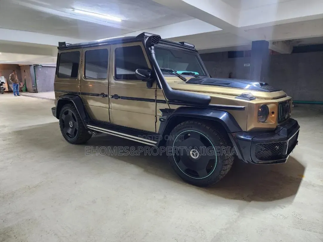 Mercedes-Benz G-Class 2025 Gold