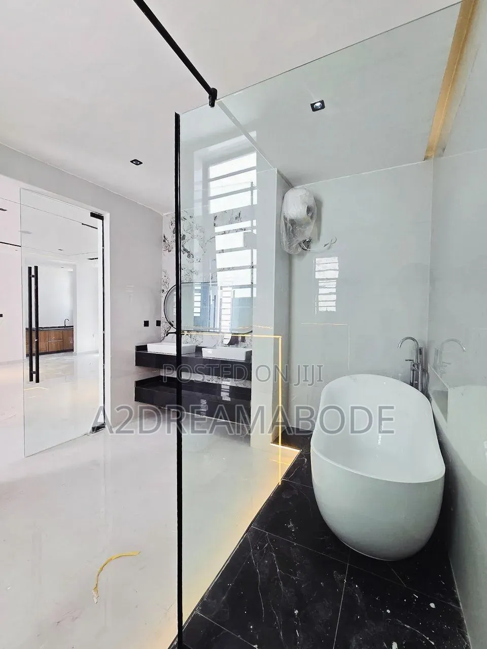 5bdrm Duplex in Lekki, Ikate for sale