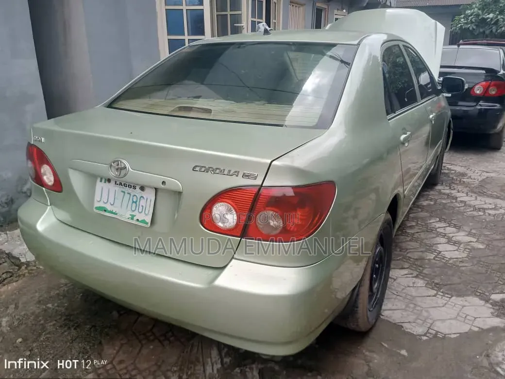 Toyota Corolla 2005 Green
