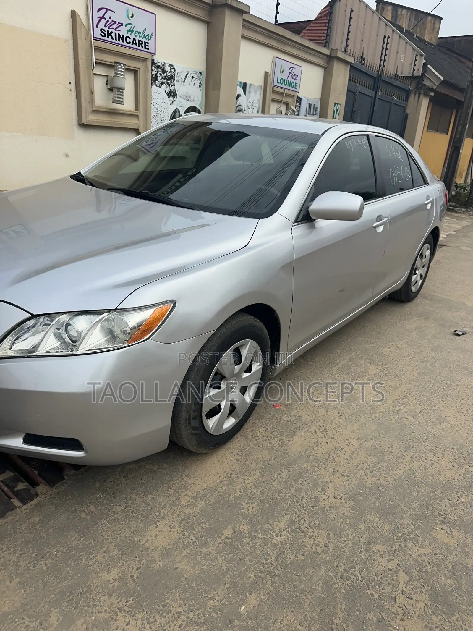 Toyota Camry LE 4dr Sedan (2.4L 4cyl 5A) 2008 Silver