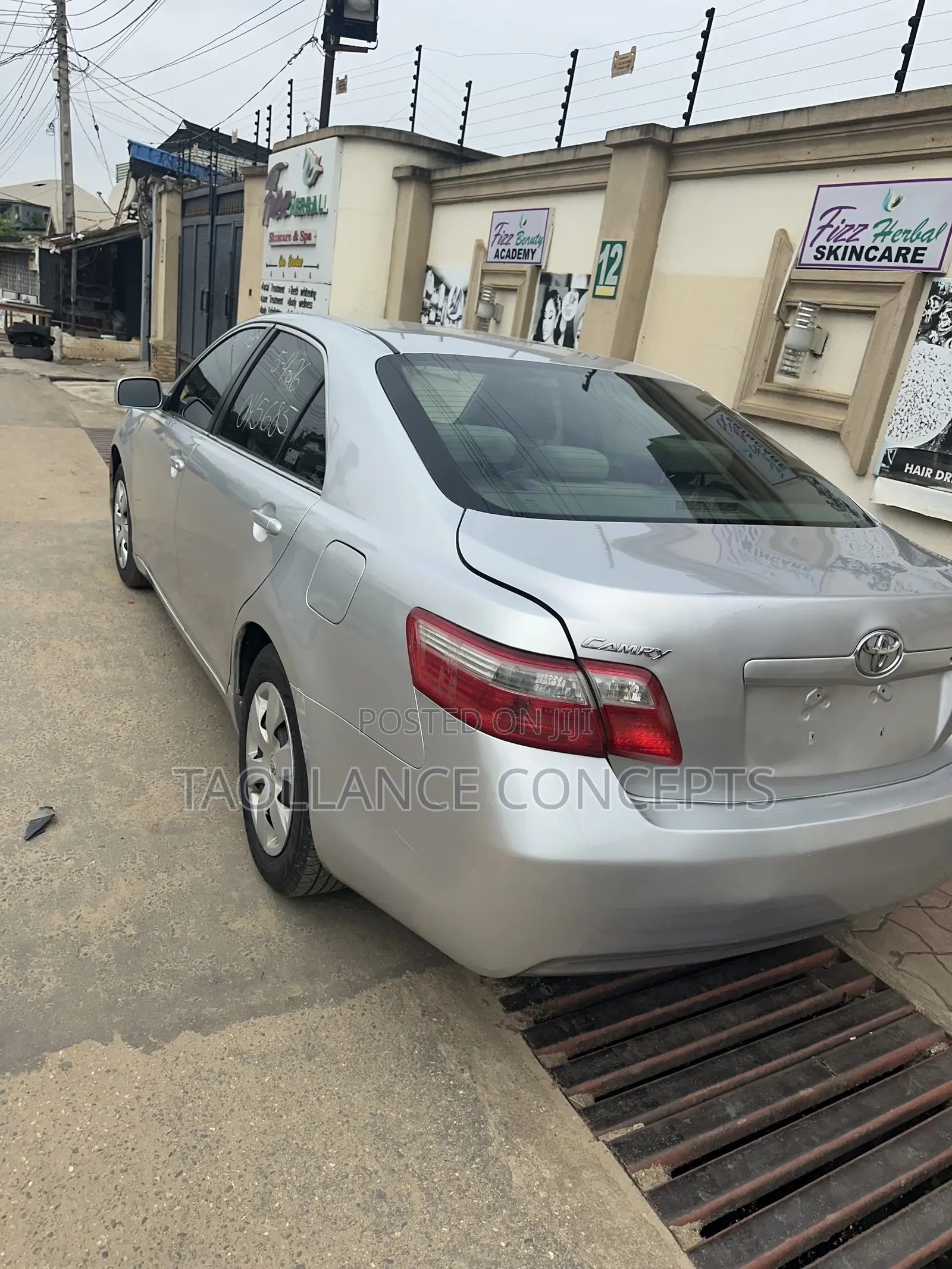 Toyota Camry LE 4dr Sedan (2.4L 4cyl 5A) 2008 Silver