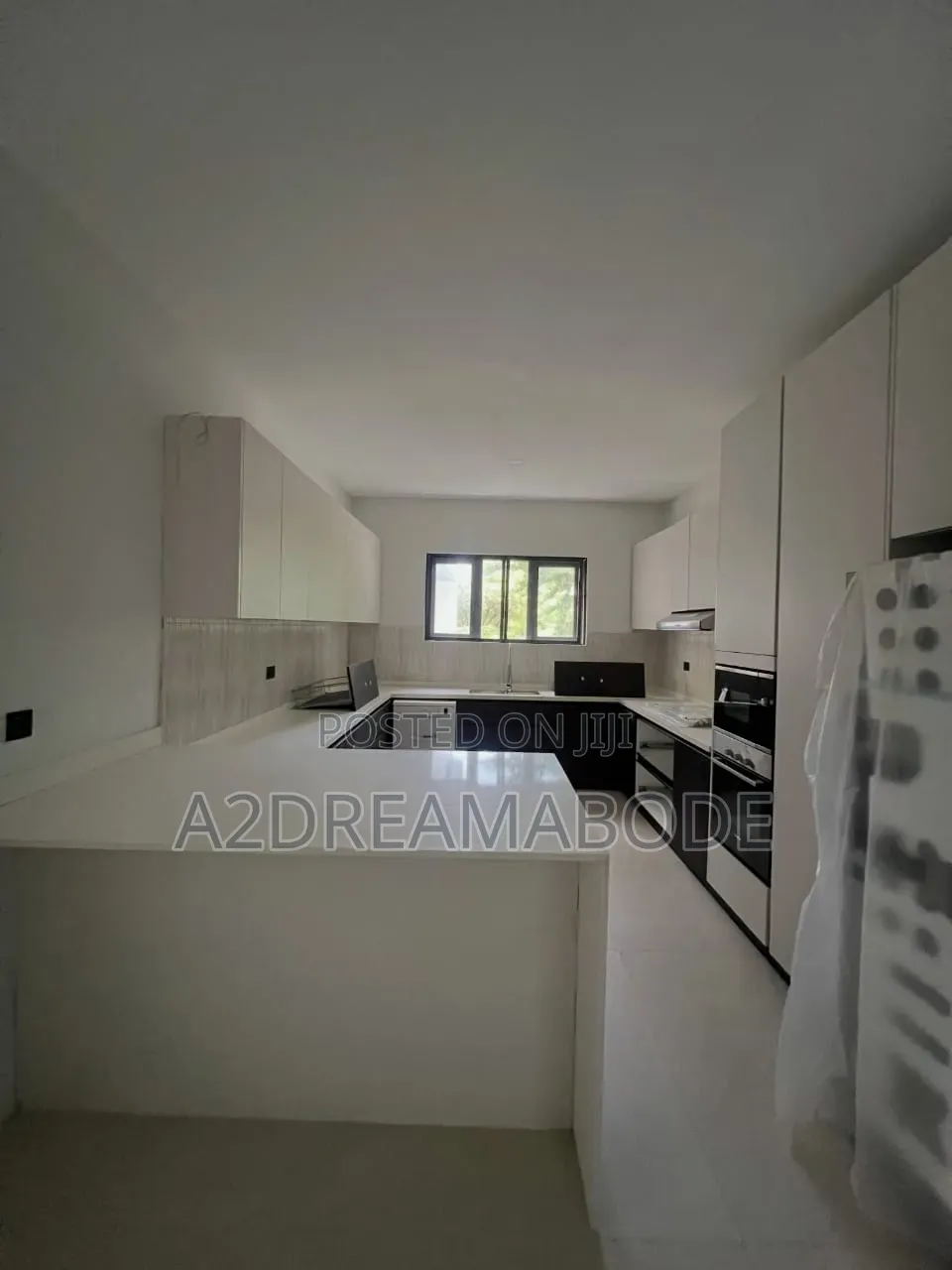 4bdrm Duplex in Ikoyi, Banana Island for sale