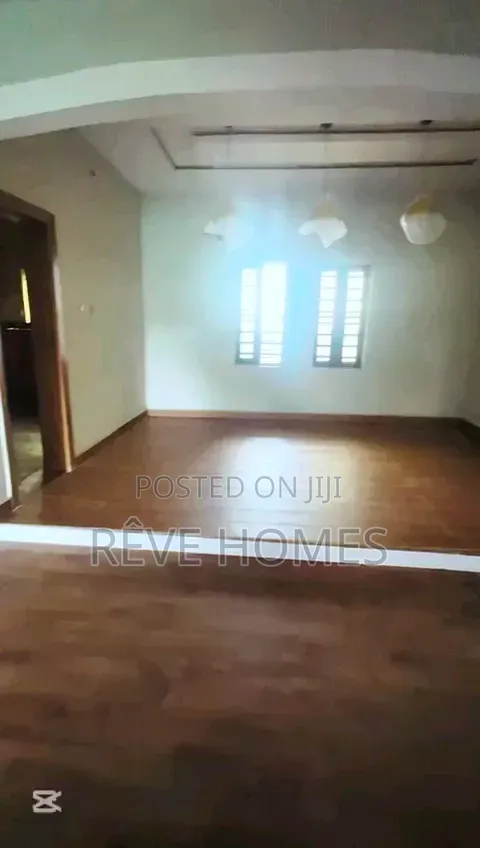 3bdrm Block of Flats in LSDPC Maryland Estate for rent