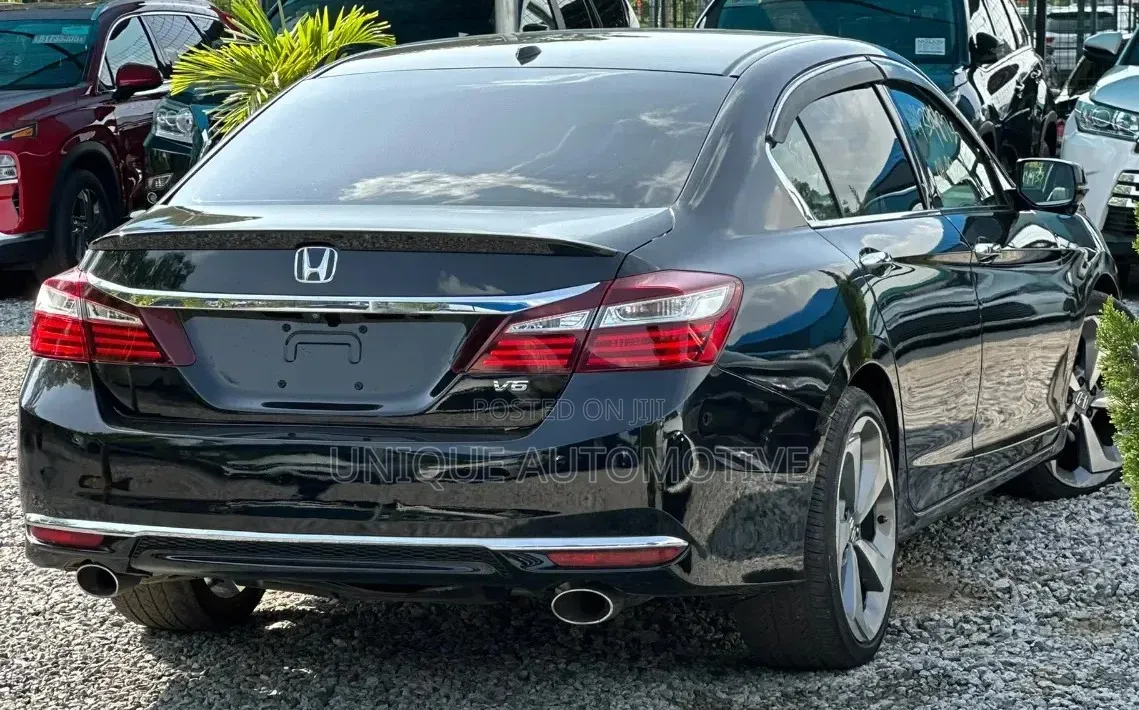 Honda Accord EX-L V6 4dr Sedan FWD (3.5L 6cyl 6A) 2017 Black
